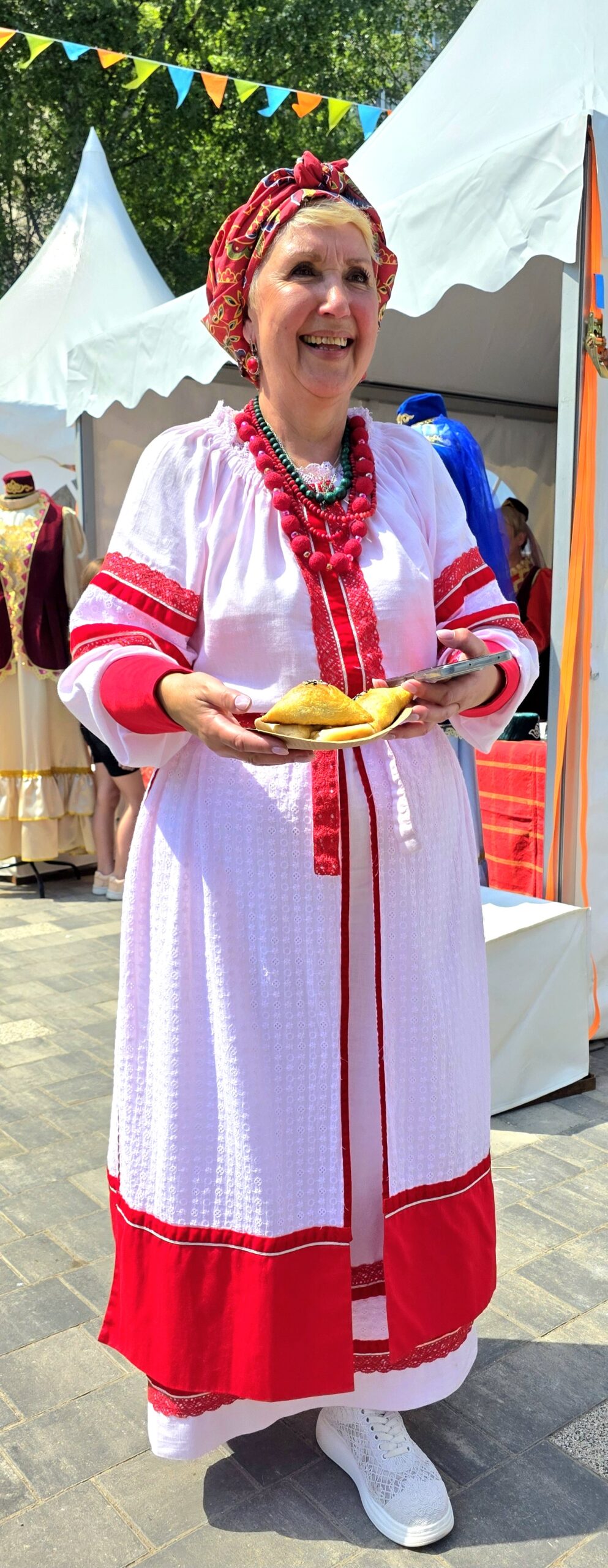 С ДНЁМ РОССИИ!